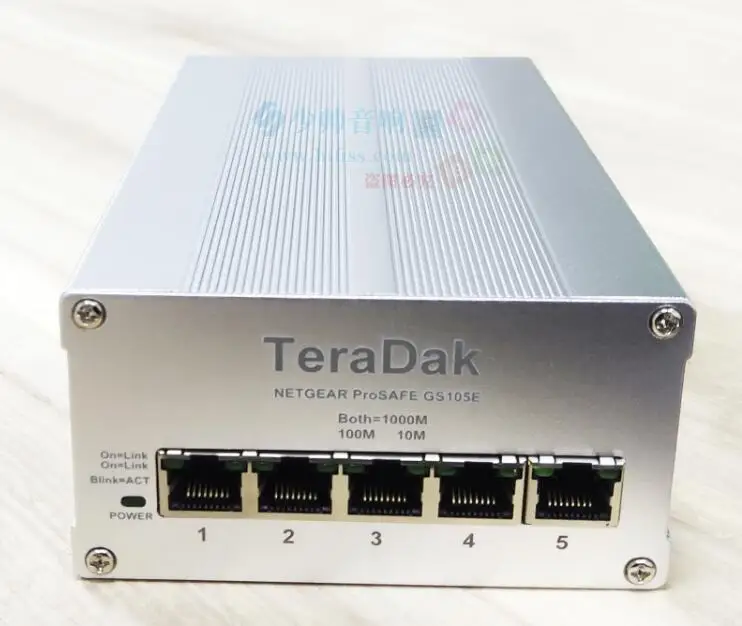 TeraDak Netgear GS105E 5-port-1000M רשת Gigabit ניהול מתג קסם לשדרג שדרוג OCXO מתנד גביש