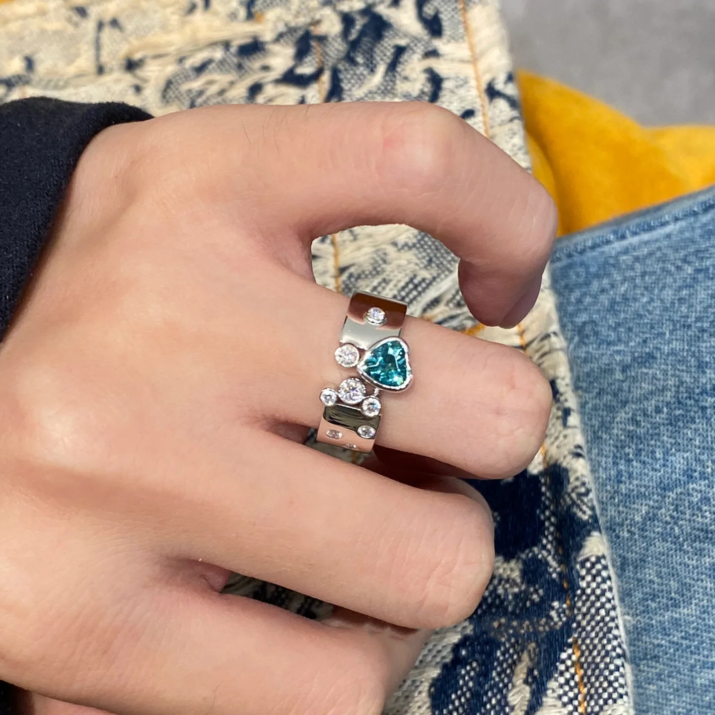 מגמה קריסטל כחול אוהב את הלב ריינסטון הטבעת עבור נשים מתוק מגניב קסם רומנטי אופנה טבעת אסתטי Y2k תכשיטים 2023 חדש